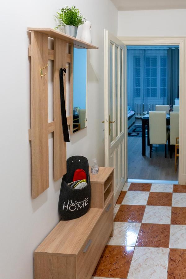 Appartamento Wanderer 3 Debrecen Esterno foto